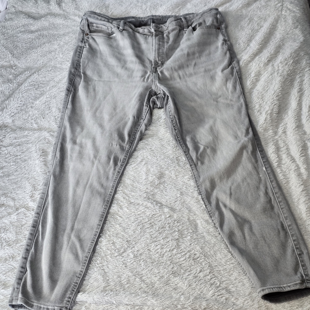 Old Navy Rockstar Super Skinny Jeans